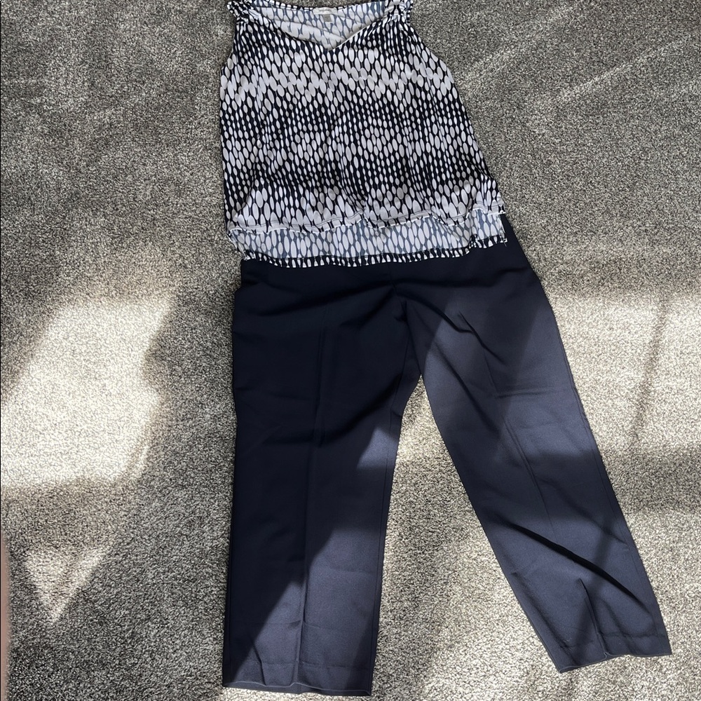 Dressbarn Navy and White Patterned pantsuit